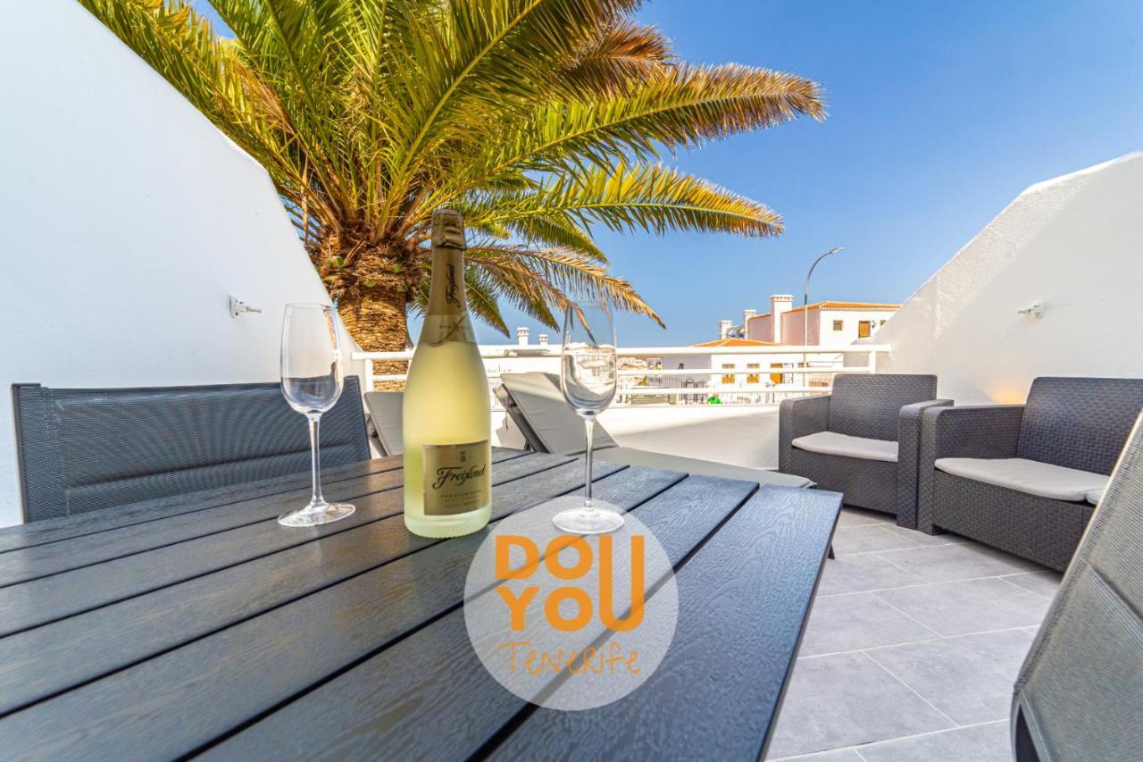 Holiday Apartments Oasis Los Cristianos  Exterior photo